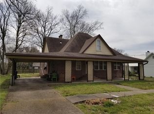 420 E Ashley St, Siloam Springs, AR 72761