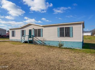 182 Lakeshore Dr, Oakfield, TN 38362