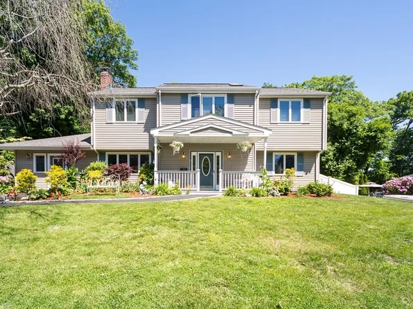 12 Emerson St, Natick, MA 01760