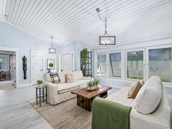 12910 La Rochelle Circle, Palm Beach Gardens, FL 33410