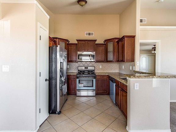 5th image of 12849 Destiny Ave