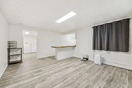 501 Russell Ave N #L — Photo 4