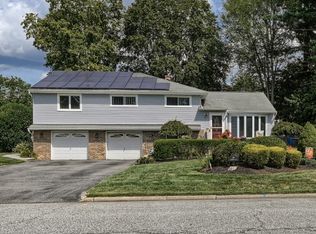 26 Ackerson Ave, Pequannock, NJ 07440