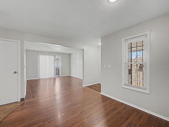 2nd image of 320 Welch Rd APT G5