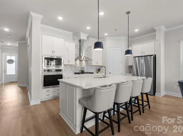 1306 Idyllic Ln, Waxhaw, NC 28173