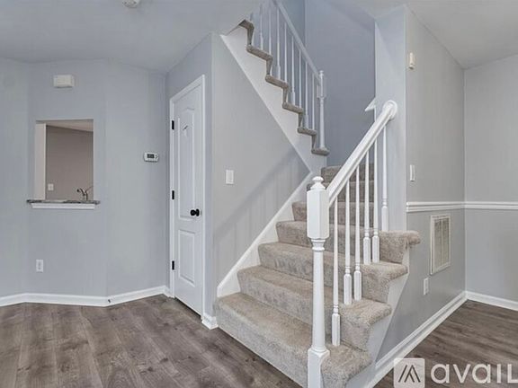 5th image of 115 Esplanade Pl