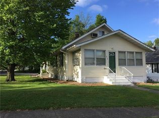 816 W Edwards St, Vandalia, IL 62471