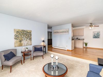 1640 Highway 36 W APT 336, Roseville, MN, 55113