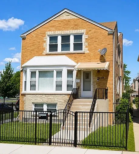 2 bed, 1300 sqft, $1,900 — Photo 1