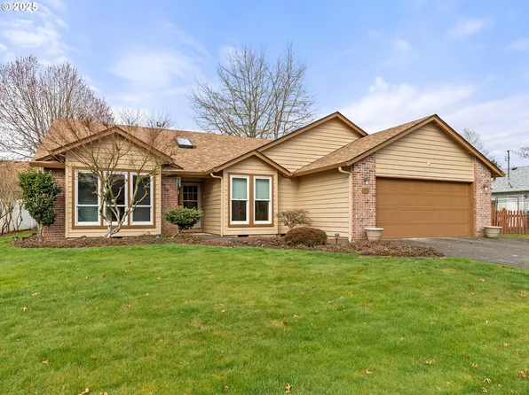 1212 NW 2nd Ave, Battle Ground, WA 98604