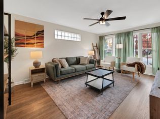 (Undisclosed Address), Evergreen Park, IL 60805