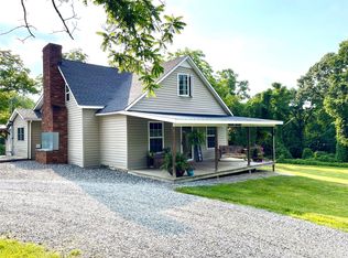 191 Lackey Rd, Hiddenite, NC 28636