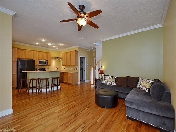 4th image of 37 Samuel Ct