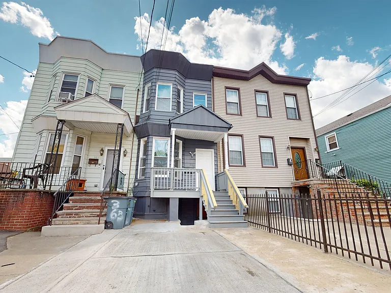 363 Forrest St #1 — Photo 13