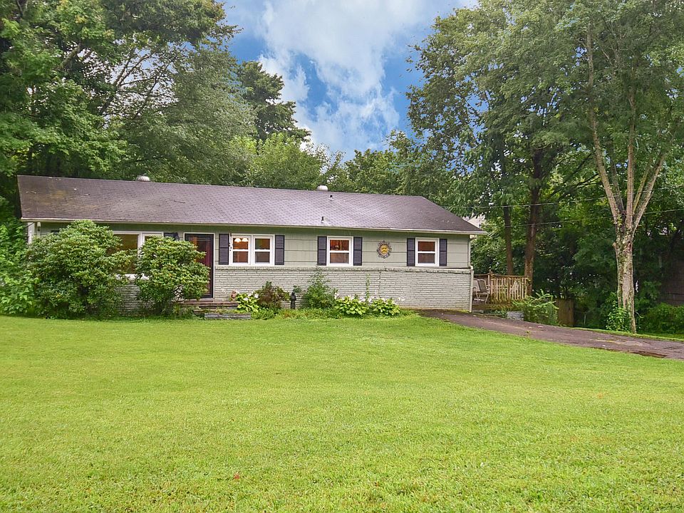 1st image of 3904 Valley View Dr NE