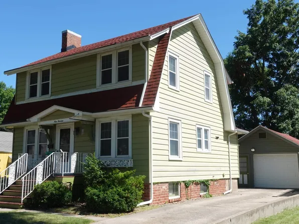 914 E Losey St, Galesburg, IL 61401