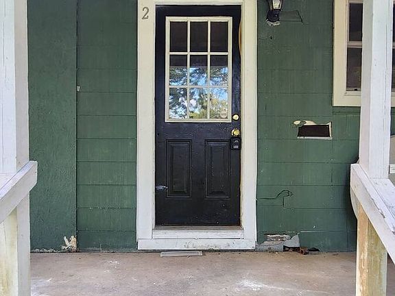 3rd image of 259 Eastwood St APT 2