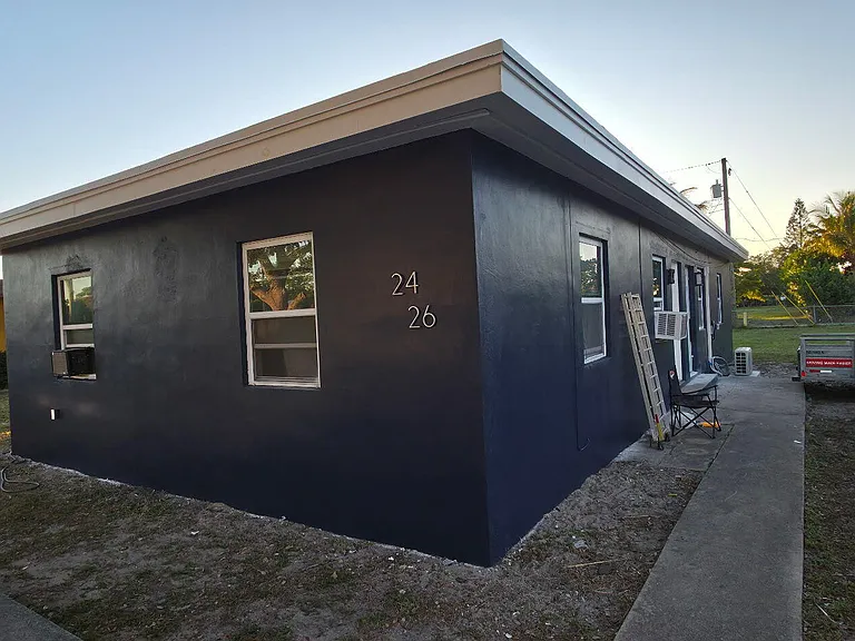 26 SW 10th Ave — Photo 30