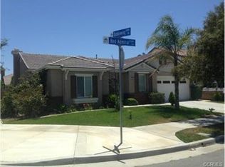 2096 Red Admiral Ln, Hemet, CA 92545