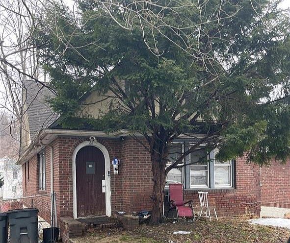 1st image of 161 Fulton St