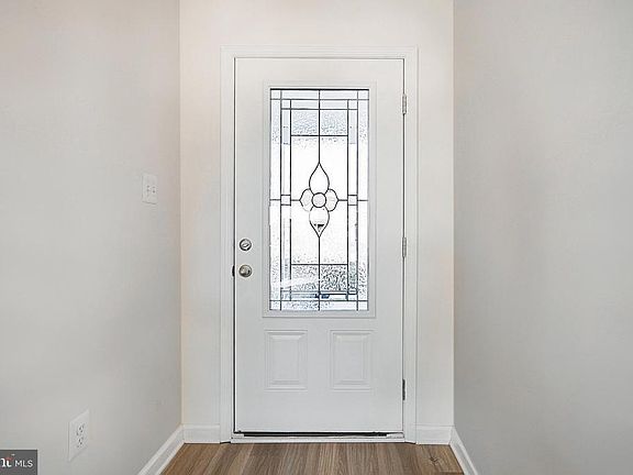 4th image of 236 Piedmont Way