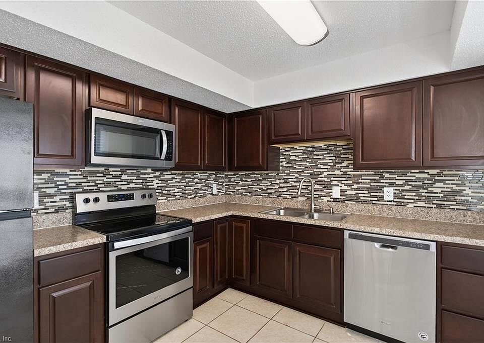 1st image of 3832 Chancery Ln