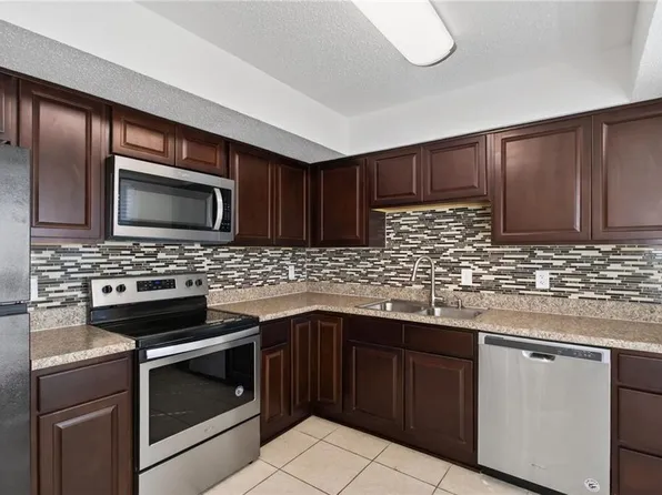 3832 Chancery Ln, Virginia Beach, VA 23452