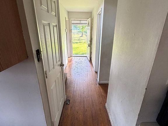 5th image of 6208 Seat Pleasant Dr