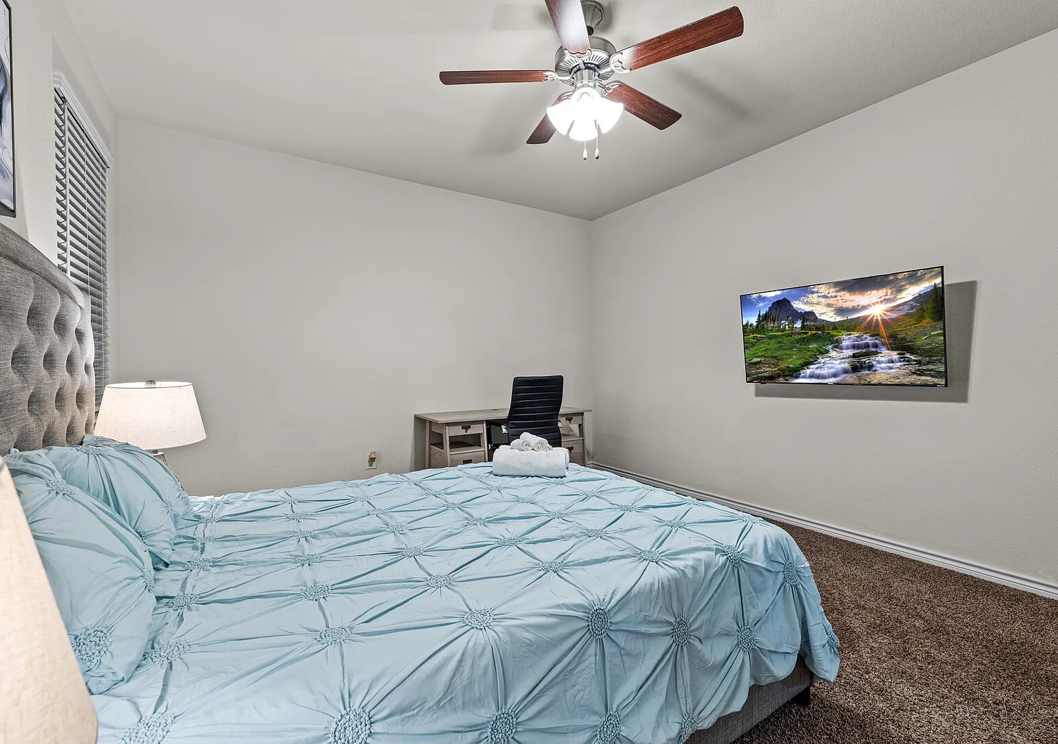 Aubrey// relocation// insurance //quite neighborhood — Photo 4