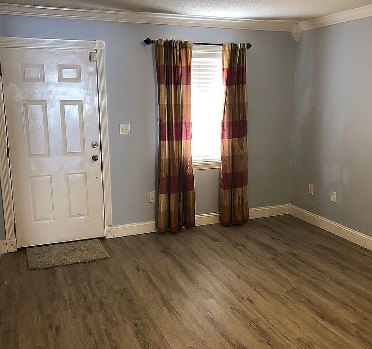 1st image of 2910 E Moore Ave APT 125