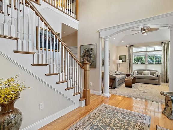 3rd image of 4A Heron Cir #4A