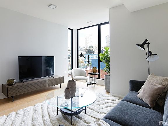 4th image of 1580 Pacific Ave #308