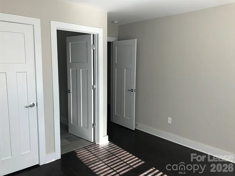 1218 Macomb Pl — Photo 11