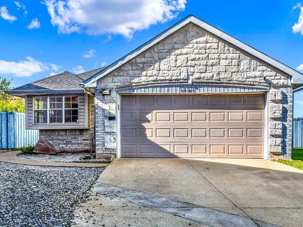5105 Wedgewood Dr, Garland, TX 75043