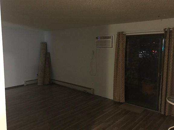 4th image of 4500 S Poplar St Unit 303