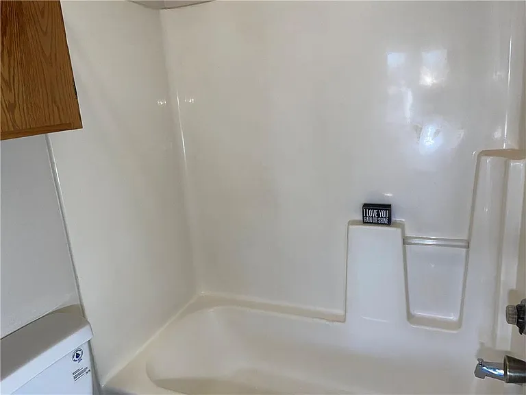 2415 W Slaughter Ln #D — Photo 13