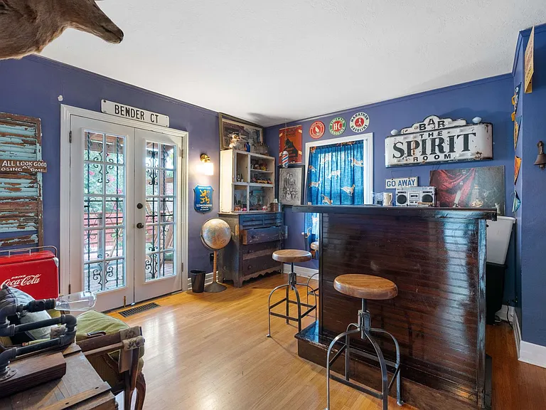 2615 Myrtle Ave — Photo 20