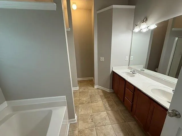 5750 Carrington Pl — Photo 20