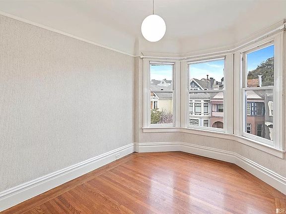 4th image of 3729 Sacramento St #3729