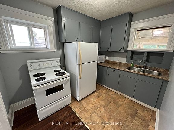 5th image of 293 Dalhousie St Unit 2