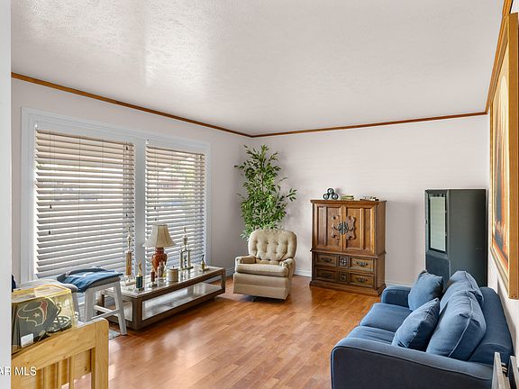 5th image of 3206 Lorne Rd