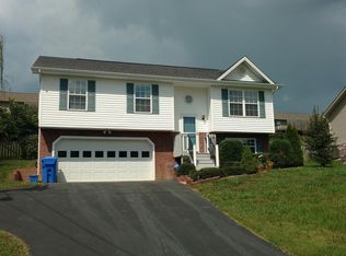 240 New Hope Rd, Jonesborough, TN 37659