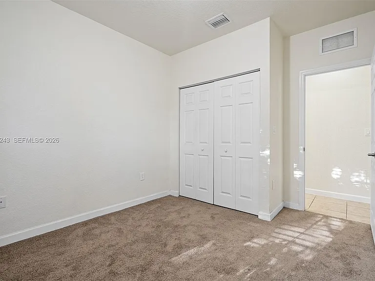 9243 SW 170th Ave — Photo 9