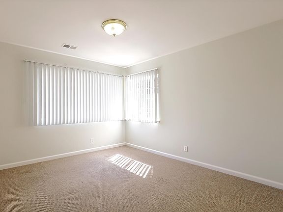 5th image of 499 S Pastoria Ave #499