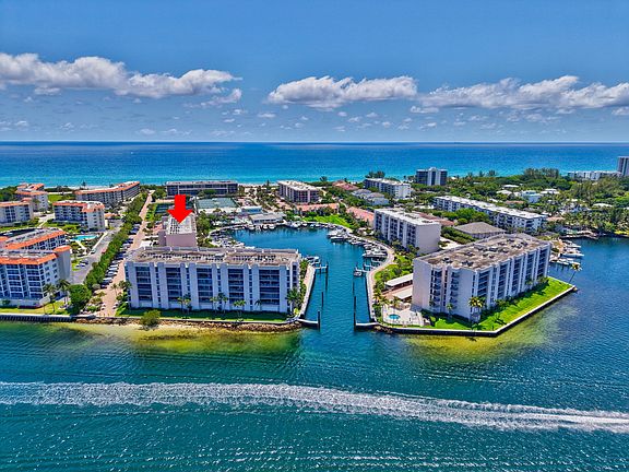 4th image of 2707 N Ocean Boulevard #306-D