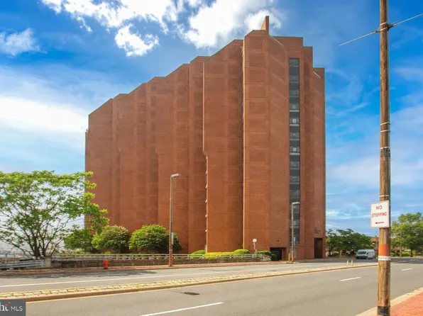 2515 Boston St Unit 506, Baltimore, MD 21224