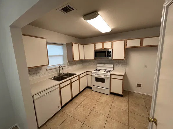 22834 Sugar Bear Dr, Spring, TX 77389