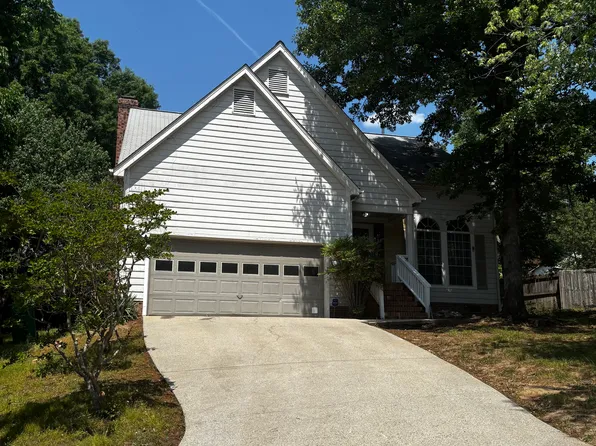9915 Lottie Ln, Charlotte, NC 28262