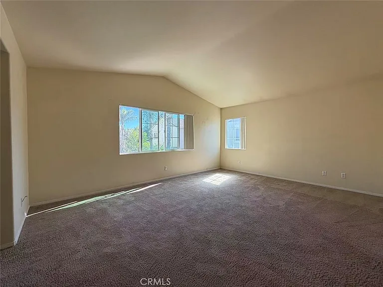 33365 Alagon St — Photo 8