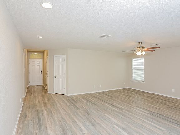 4th image of 12123 Patton Point